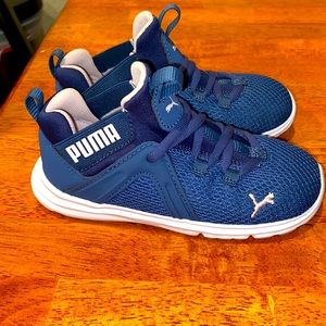 Puma Girls Size 10C Navy Blue & Light Pink SlipOn Sneakers